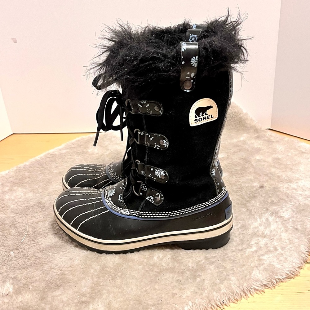 *πHPπ Sorel | Waterproof Joan Of Arctic Boots Daisy Floral Fur Trim Boots SZ5 - Picture 3 of 12